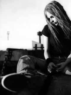Avril Lavigne - wallpaper preview