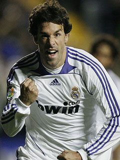 Ruud van Nistelrooy - wallpaper preview