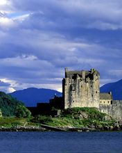 Eilean Donan Castle - Loch Duich - Scotland - wallpaper preview