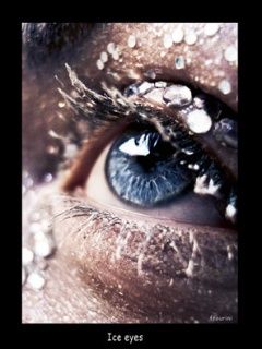 Ice Eyes - wallpaper preview