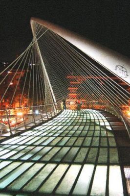 Zubizuri Bridge at Night - Bilbao - wallpaper preview