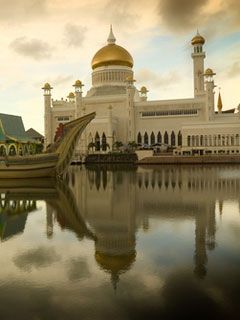National Mosque of Brunei - wallpaper preview