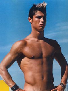 Cristiano Ronaldo - wallpaper preview