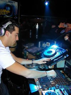 DJ naživo