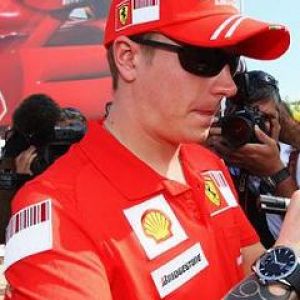 Jezdec Ferrari Kimi Raikkonen