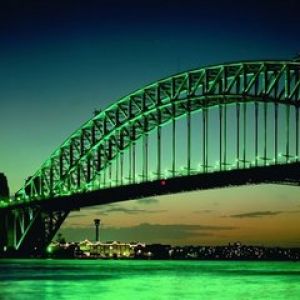 Sydney Harbour Bridge v Noci