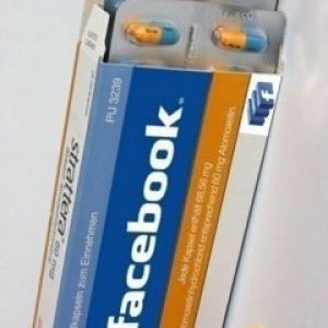 Facebook Lékárenská Krabička