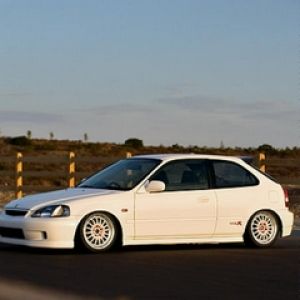 Bílý Honda Civic