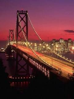 Západ slunce nad Golden Gate Bridge