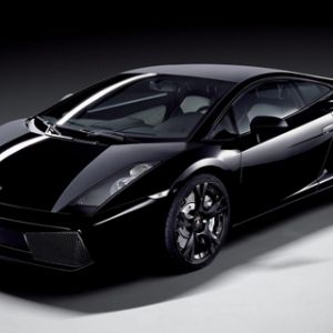 Černé Lamborghini Gallardo