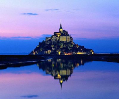 Mont Saint-Michel při soumraku