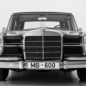 Klasický Mercedes-Benz 600