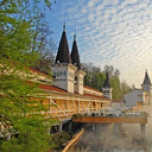 Krásná architektura termálních lázní
