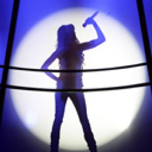 Silhouette Zpěvačky