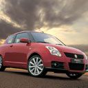 Červené auto Suzuki