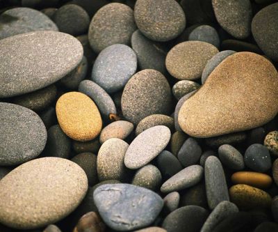 Hladké říční kameny - wallpaper preview