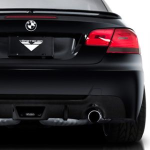 Zadní pohled na sportovní auto BMW