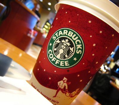 Vánoční hrnek Starbucks - wallpaper preview