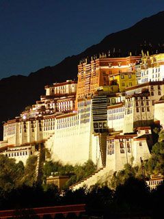 Potala Palace v Noci