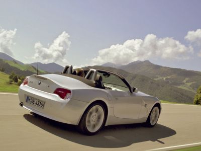 BMW Z4 Kabriolet na Malebné Silnici