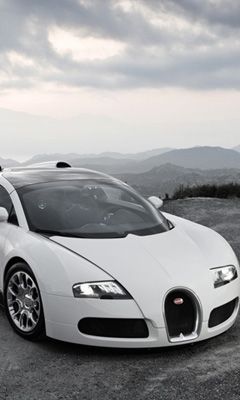 Bílý Bugatti Veyron