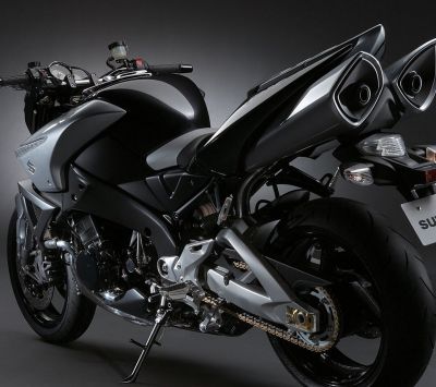 Elegantní Černý Motocykl - wallpaper preview
