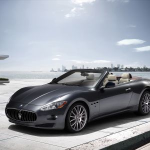 Luxusní kabriolet Maserati