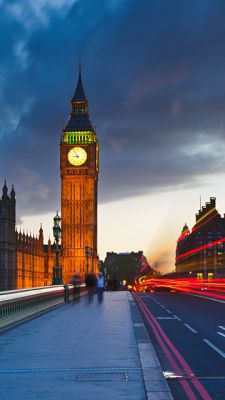 Big Ben za soumraku