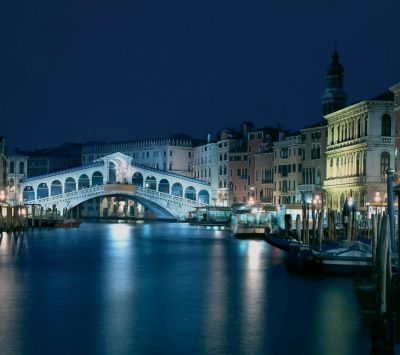 Rialto Most v Noci