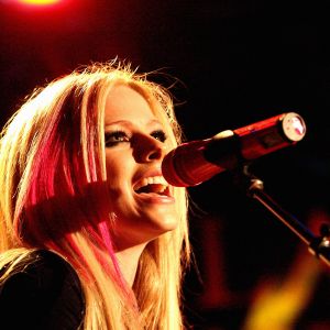 Avril Lavigne naživo