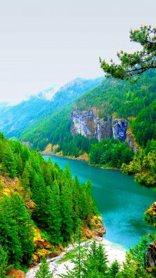 Pokojné horské jezero - wallpaper preview